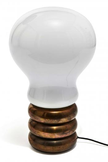 Lampe Dite 'Giant Bulb Opal' by 
																			Ingo Maurer